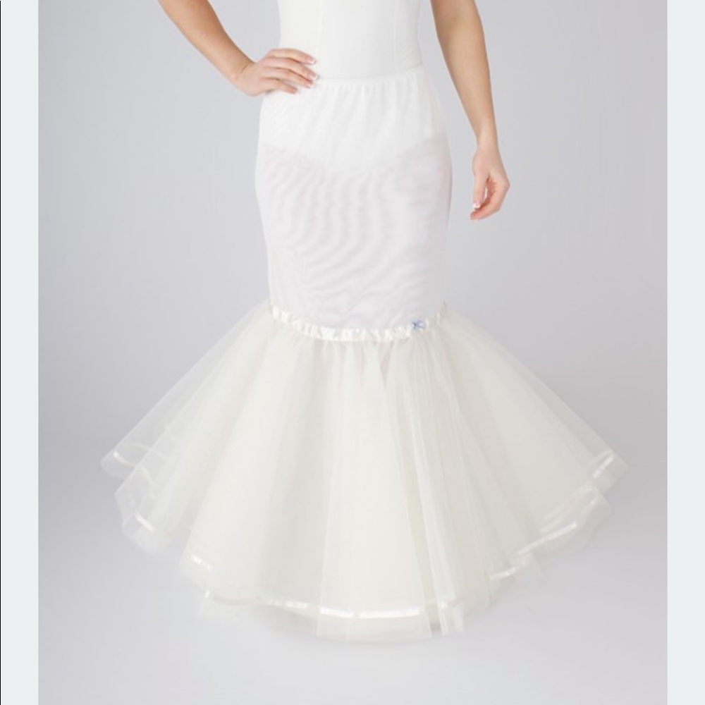 Richard design something blue bridal petticoat